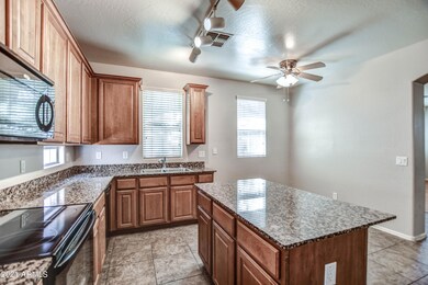 KITCHEN 4