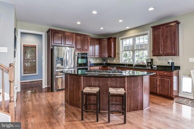 43046 Downfield St, Chantilly, VA 20152 - photo 6