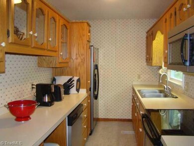 1746 Stallion Trail, Asheboro, NC 27205 - photo 4