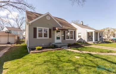 3617 Bellevue Rd, Toledo, OH 43613 - photo 2