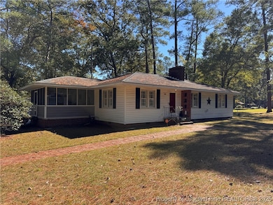 1108 N Fulton St, Raeford, NC 28376 - photo 2