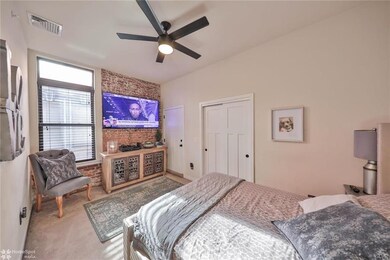 unlisted-address, Allentown, PA 18101 - photo 7