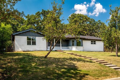 877 Patti Dr, Bedford, TX 76022 - photo 2