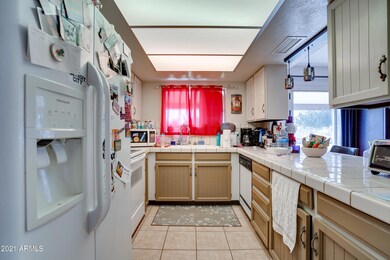 15014n27th-21