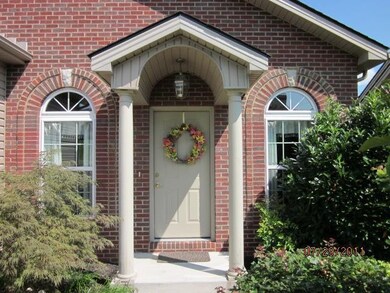 314 Village Dr, Frankfort, KY 40601 - photo 2