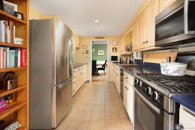 2 Ledgewood Rd, Lakeville, CT 06039 - photo 6