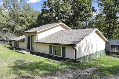 852 Wallace Rd, Little Hocking, OH 45742 - photo 4