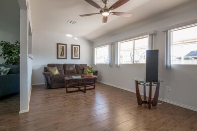 Bolivar-9083 az room