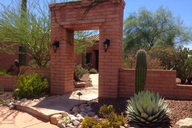 Cirucular Drive to Wall & Lighted Entry