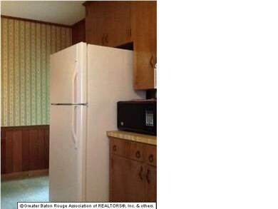 Fridge to remain with the home at time of purchase
