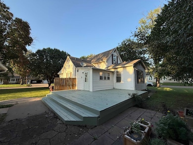 133 N Cedar St, Lindsborg, KS 67456 - photo 3