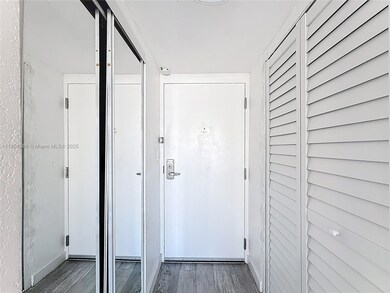 19201 Collins Ave unit 636, Sunny Isles Beach, FL 33160 - photo 4