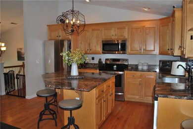 34 Tower Hill Rd, Cumberland, RI 02864 - photo 4