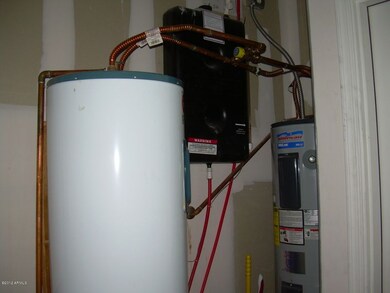 SOLAR HOT WATER SYSTEM