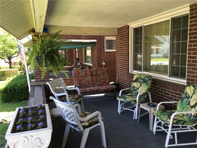 307 5th Ave, New Kensington, PA 15068 - photo 2