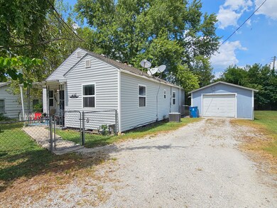 1809 Olive St, Seneca, MO 64865 - photo 4
