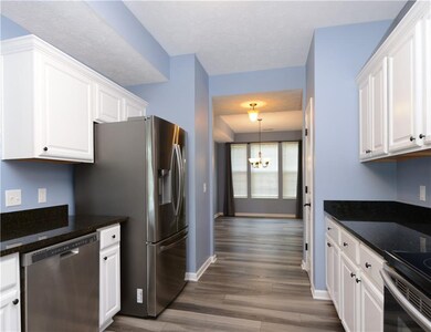 11419 Little Rock Ct, Fishers, IN 46037 - photo 6