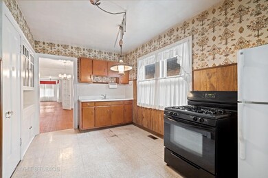 6441 N Mozart St, Chicago, IL 60645 - photo 6