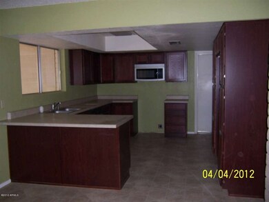 4831 E Pinto Dr unit 2, Eloy, AZ 85131 - photo 2