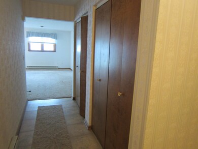 654 Katherine Ave, Ashland, OH 44805 - photo 4