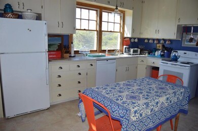 283 E Chop Dr, Oak Bluffs, MA 02568 - photo 6