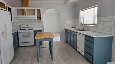 2810 Chitalpa Ct, Silver City, NM 88061 - photo 2