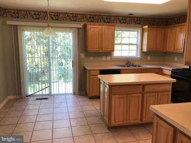 9739 Eustice Rd, Randallstown, MD 21133 - photo 7