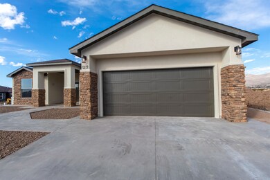 1231 Mimosa Ave, Alamogordo, NM 88310 - photo 3