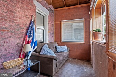 302 Clifton Ave, Darby, PA 19023 - photo 3