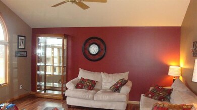 1364 Center Creek Dr, Crown Point, IN 46307 - photo 4