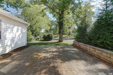 100 Elkhorn Rd, Charlottesville, VA 22903 - photo 2