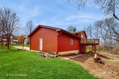 320 Circle Dr, Algonquin, IL 60102 - photo 3