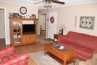 737 Hallvale Dr, Fort Worth, TX 76108 - photo 3