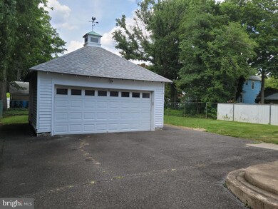 811 Grant Ave, Oaklyn, NJ 08107 - photo 5