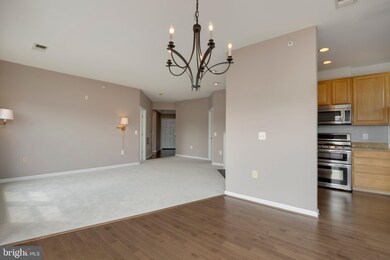 2931 Deer Hollow Way unit 407, Fairfax, VA 22031 - photo 7