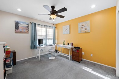 23 Powderhorn Ct, Woodbridge, NJ 07095 - photo 4