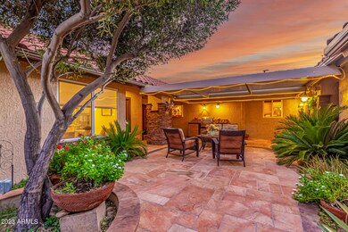 BEAUTIFUL SITTING AREA