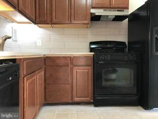 2630 Ft Farnsworth Rd unit 1B, Alexandria, VA 22303 - photo 6