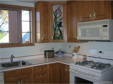 528 Prospect Ave, North Tonawanda, NY 14120 - photo 2