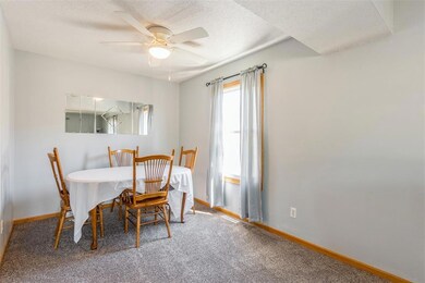 3703 Prince Dr SW, Cedar Rapids, IA 52404 - photo 4