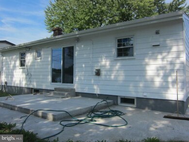 3113 Thornfield Rd, Gwynn Oak, MD 21207 - photo 4