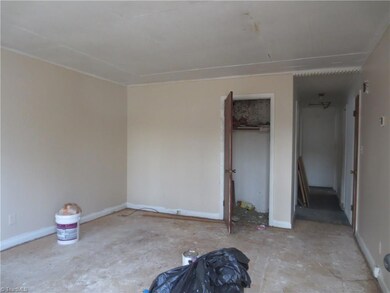 910 Winslow St, High Point, NC 27260 - photo 4