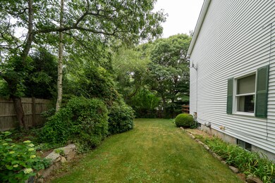 11 Onondage Rd-24
