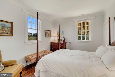 7592 Chilly Bleak Ln, Marshall, VA 20115 - photo 3