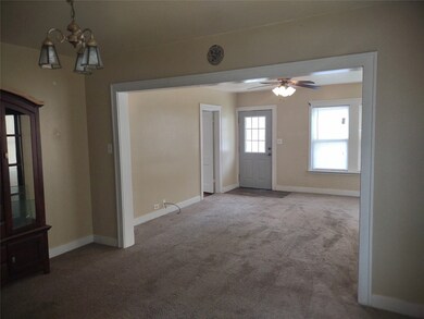 2521 Avenue I, Bay City, TX 77414 - photo 3