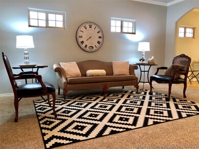 Measuring about 17' x 20', any sized sectional and