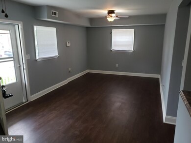 5109 A St SE, Washington, DC 20019 - photo 4