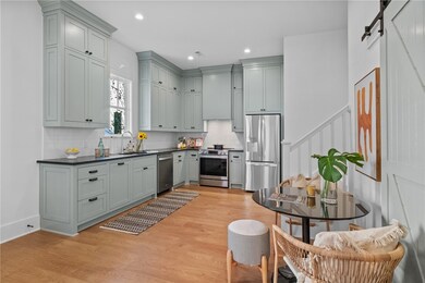 275 E 11th St, Fayetteville, AR 72701 - photo 6