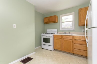 Charles_Place_1536_Kalamazoo_49001-9