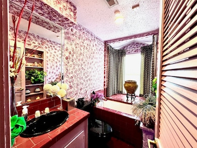 3111 Windy Royal Dr, Houston, TX 77045 - photo 7